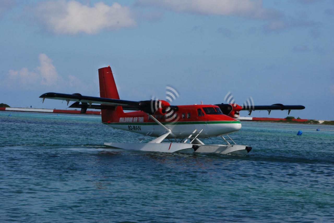 Resort The Centara Collection, Island & Maldives - 30 Percent Discount On Transfers For Min 4 Nights And More, Valid For Reservations Between 11th Feb 22 Dec 2025 5*