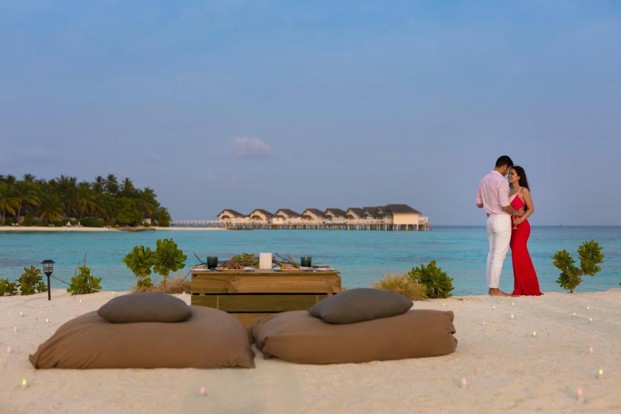 Resort The Centara Collection, Island & Maldives - 30 Percent Discount On Transfers For Min 4 Nights And More, Valid For Reservations Between 11th Feb 22 Dec 2025 5*