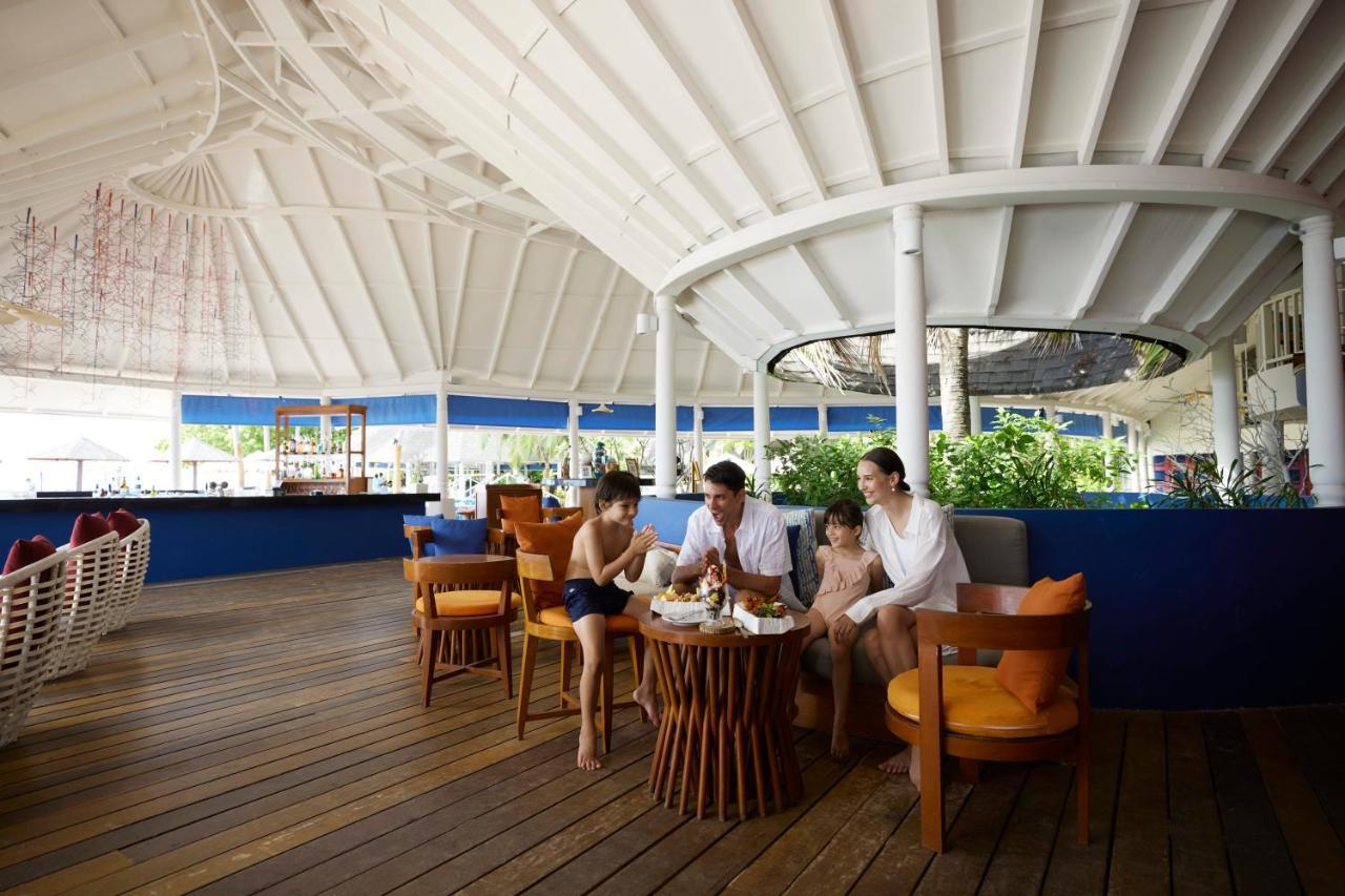 Resort The Centara Collection, Island & Maldives - 30 Percent Discount On Transfers For Min 4 Nights And More, Valid For Reservations Between 11th Feb 22 Dec 2025 5*